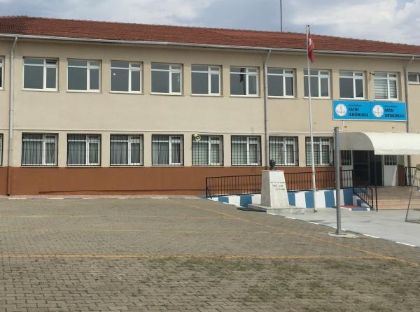 Gümüşova Fatih Ortaokulu