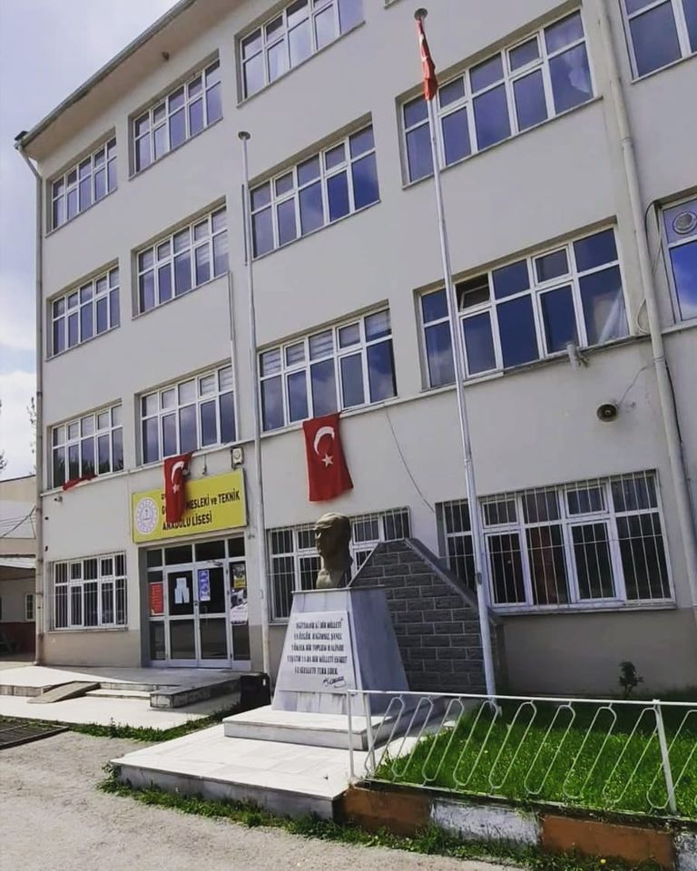 Şehit Serhat Bal Mesleki ve Teknik Anadolu Lisesi