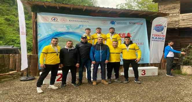 Düzce Belediyesi Spor Akademisi Rafting Takımı Şampiyon Oldu