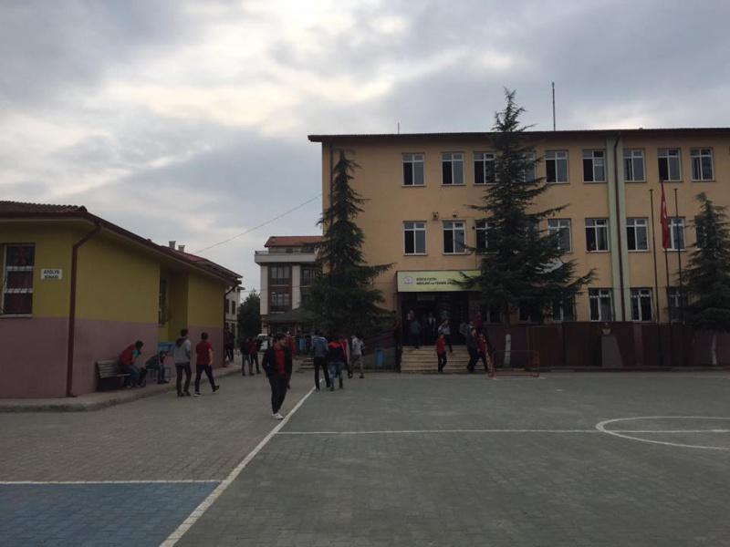 Düzce Fatih Mesleki ve Teknik Anadolu Lisesi